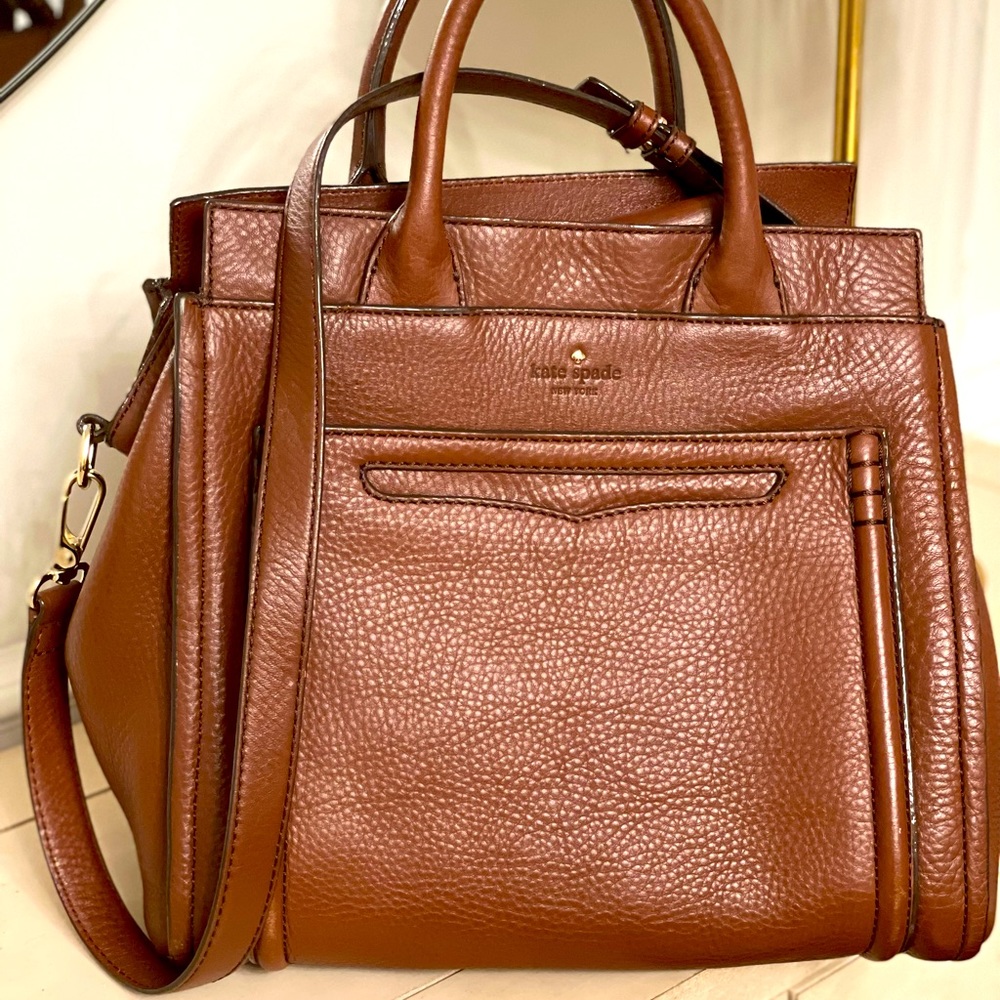 Very nice Kate Spade purse.